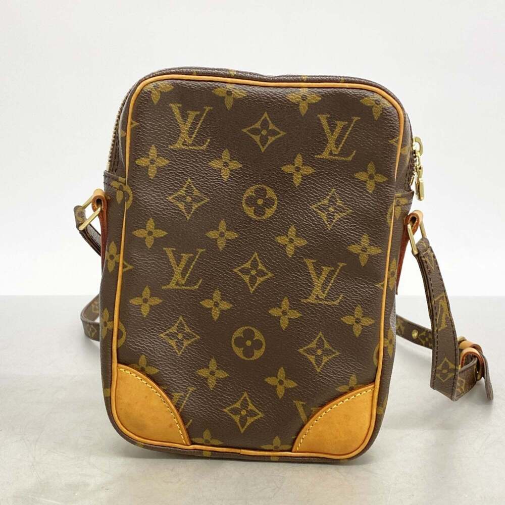 LOUIS VUITTON Brown Monogram Shoulder Bag - Picture 10 of 10
